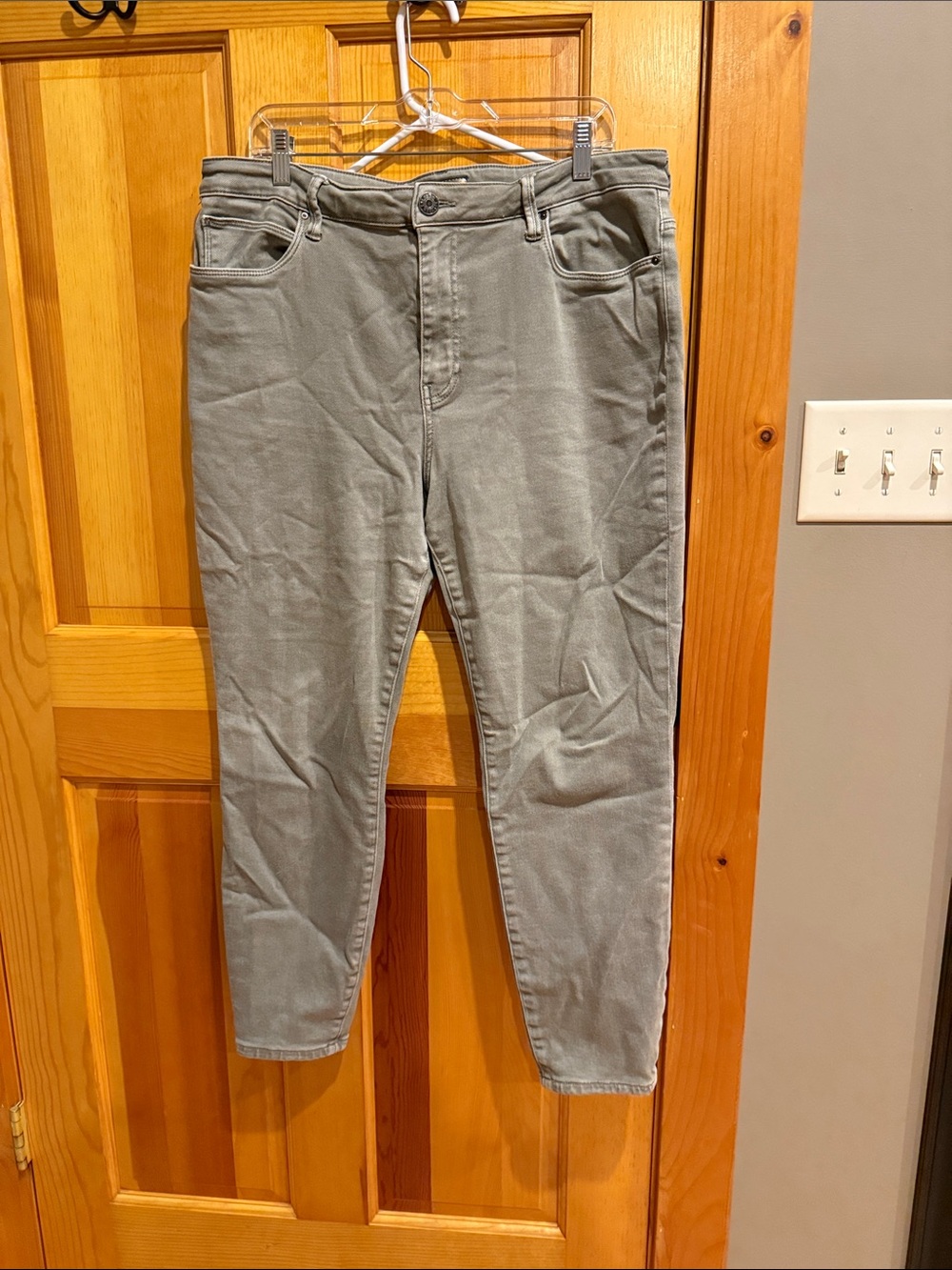 Kut From the Kloth Charlize Cigarette Leg Jeans Grey/Green size 16
